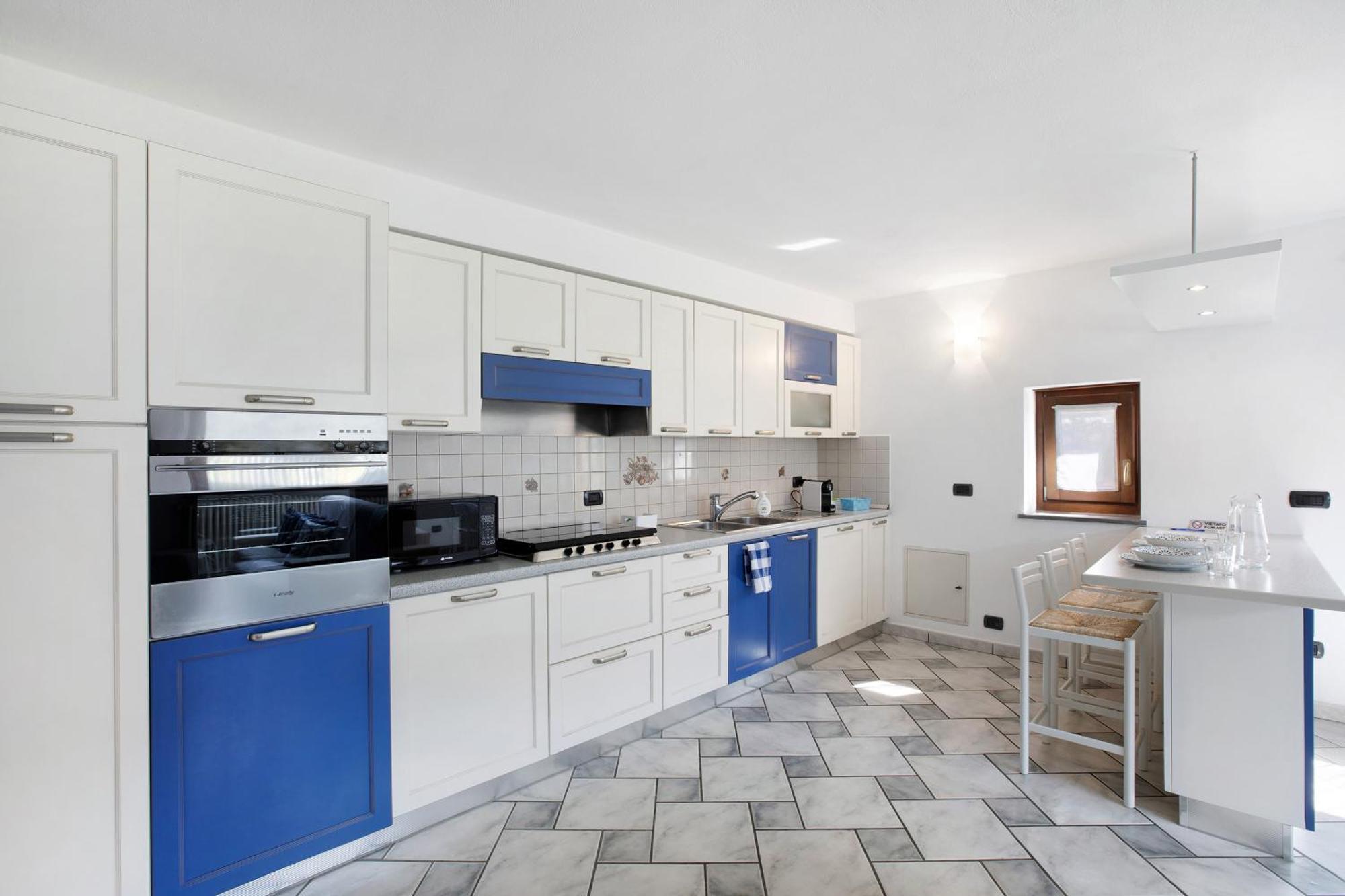Casa Sabrina - Appartamento Blu Aosta Ngoại thất bức ảnh