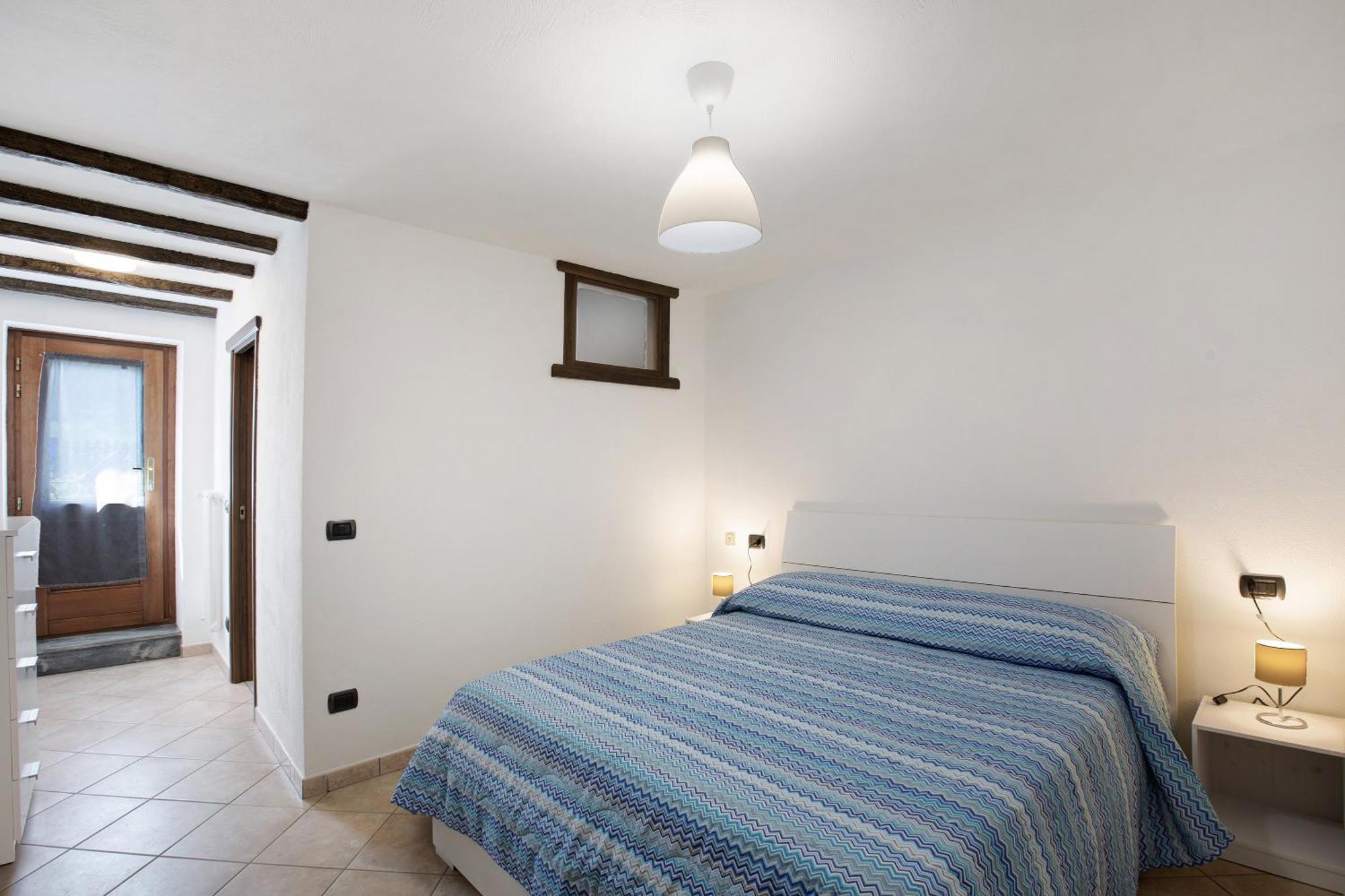 Casa Sabrina - Appartamento Blu Aosta Ngoại thất bức ảnh